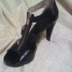 Michael Kors 3" heel with zipper